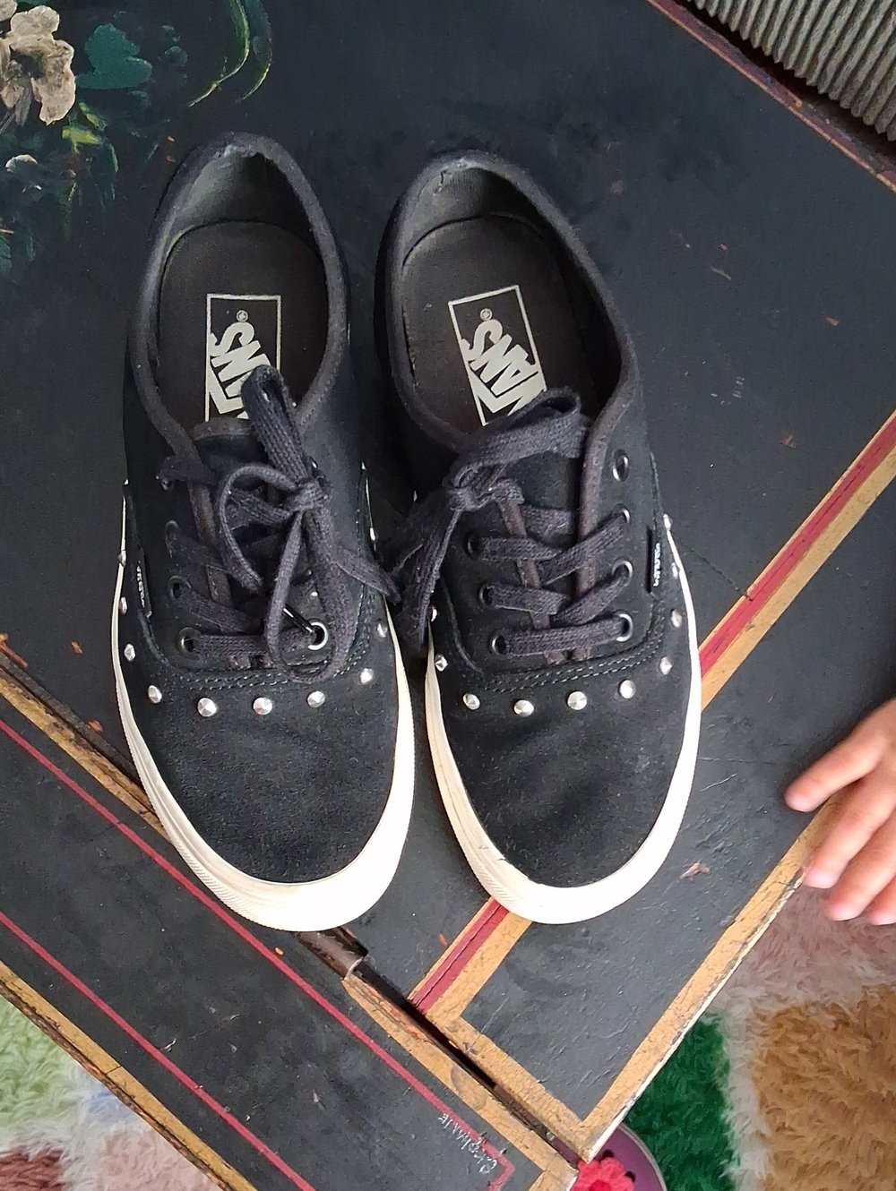 Vans Black Suede Studded Authrntics Sneakers, Mens 6, Womens 7.5